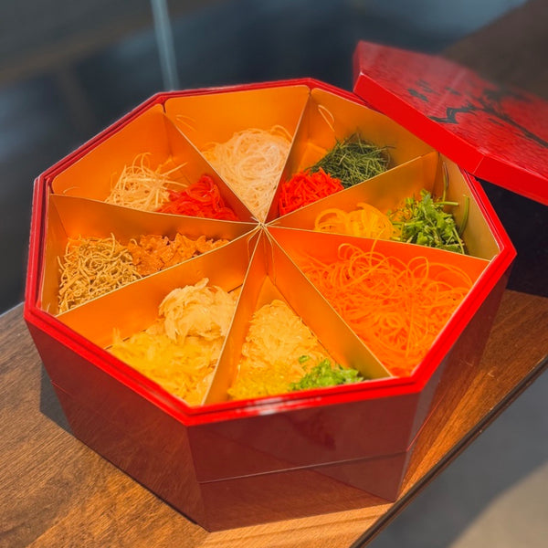 Australian Lobster Meat and Smoked Salmon Yu Sheng