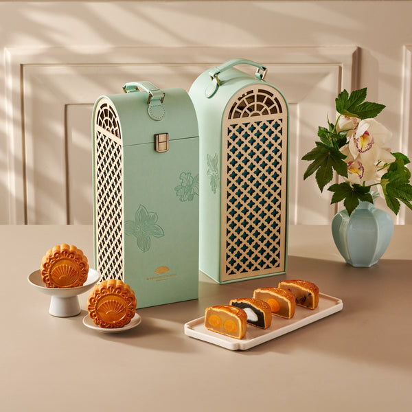 Four Treasures Baked Mooncake